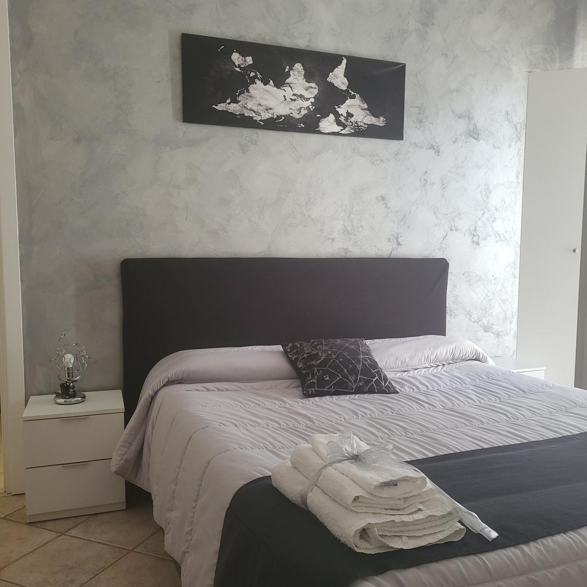 B&B Dimora Del Centro Scalea Exteriör bild